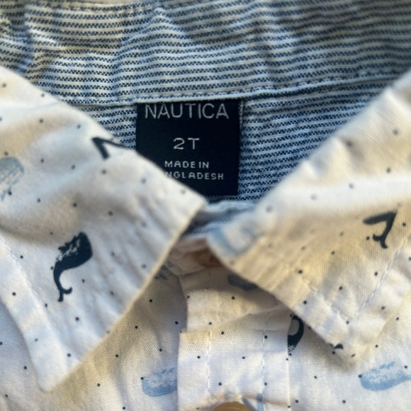 Nautica Toddler Boy Short-Sleeve Woven Button Down Shirt, Navy Whale Print, 2T - Picture 2 of 5